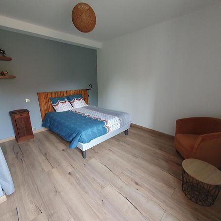 Maison Dans Ancien Corps De Ferme 4 A 6 Personnes Saint-Clement  Esterno foto